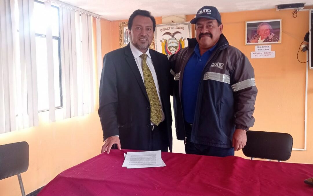 FIRMA CONVENIO WILSON ALVAREZ PRESIDENTE DE LA FETMYP