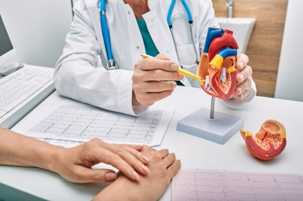 CURSO DE CARDIOLOGÍA