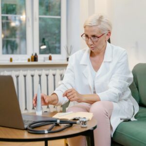 CURSO DE GERIATRÍA