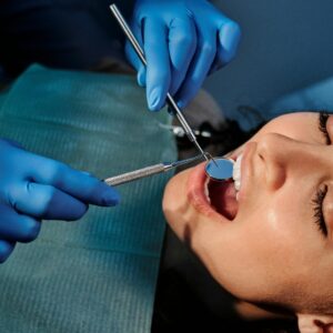 AUXILIAR SUPERIOR EN ODONTOLOGIA
