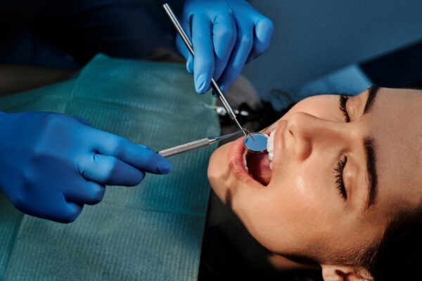 AUXILIAR SUPERIOR EN ODONTOLOGIA