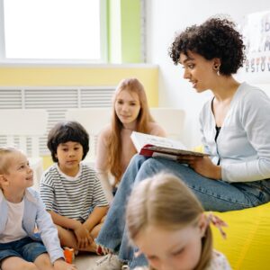 AUXILIAR SUPERIOR EN EDUCACIÓN INICIAL