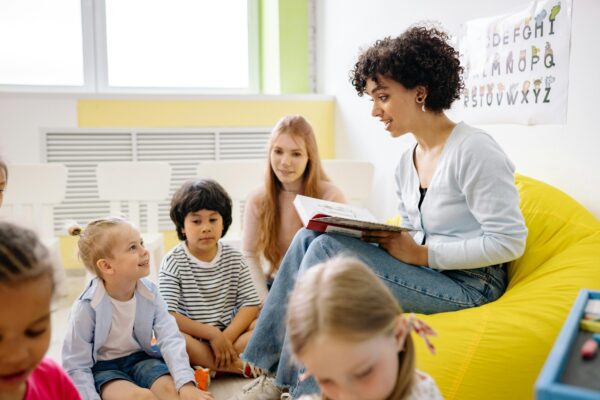 AUXILIAR SUPERIOR EN EDUCACIÓN INICIAL