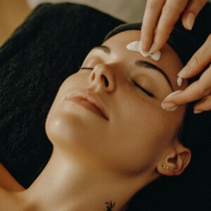 AUXILIAR SUPERIOR EN ESTÉTICA INTEGRAL