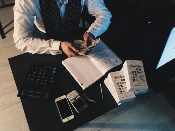 AUXILIAR SUPERIOR EN CONTABILIDAD