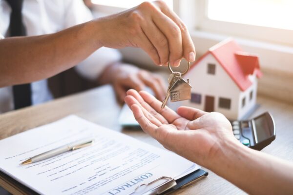 DIPLOMADO PERSONALIZADO: BIENES RAICES