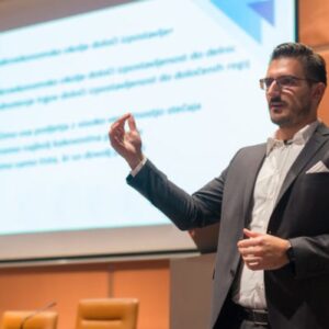 DIPLOMADO SUPERIOR EN ORATORIA EMPRENDEDORES