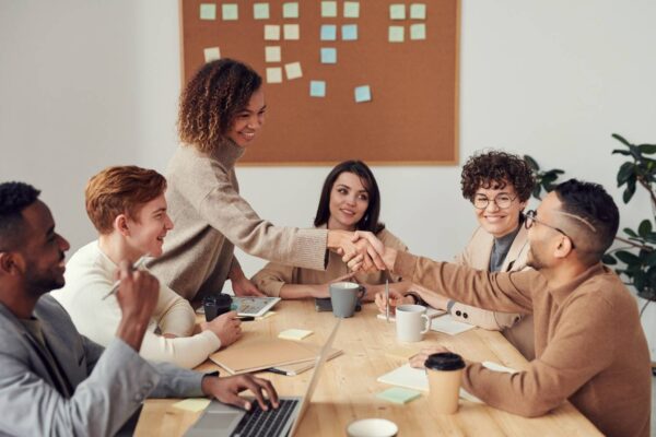 AUXILIAR SUPERIOR EN GESTIÓN DE TALENTO HUMANO PARA COOPERATIVAS DE AHORRO Y CRÉDITO, CONTROLADAS POR LA SEPS